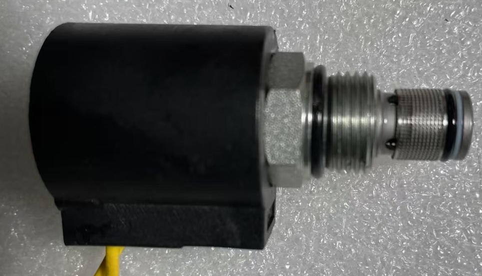 Solenoid Valve 1019803073 for Zoomlion Slewing Cushion Valve